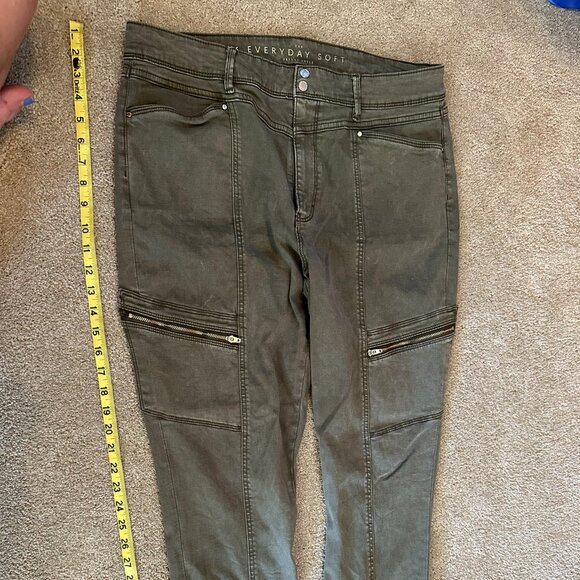 Woman Pants White House Black Market Size 14 Army Green - Picture 1 of 4